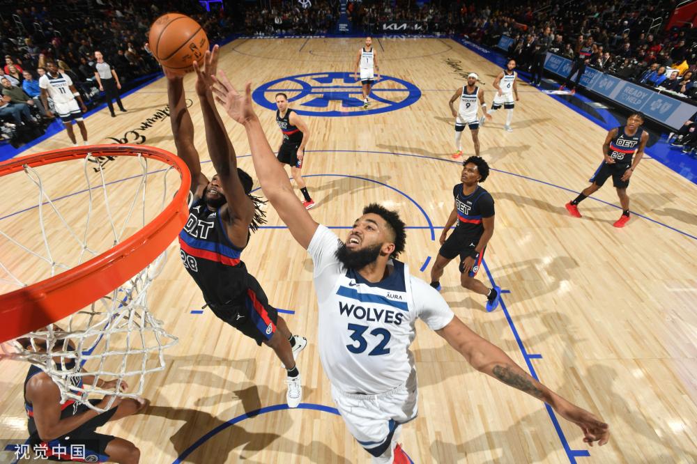 为球队中场 为球队中场